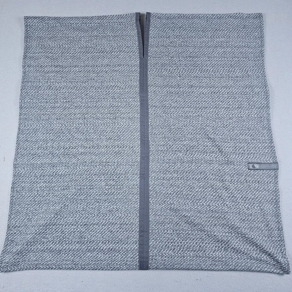 Lululemon Vinyasa Scarf Womens One Size Heather Gray Herringbone Snap Arm Holes